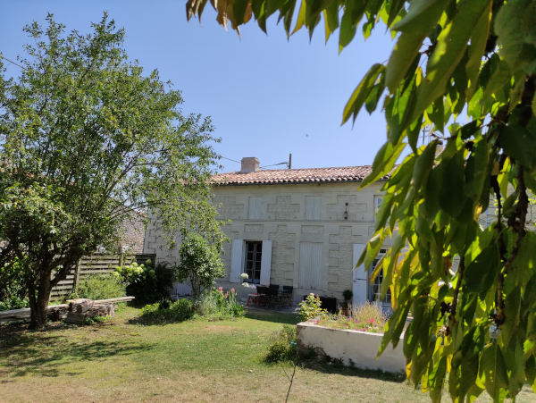 Maison en pierre de taille rénovée